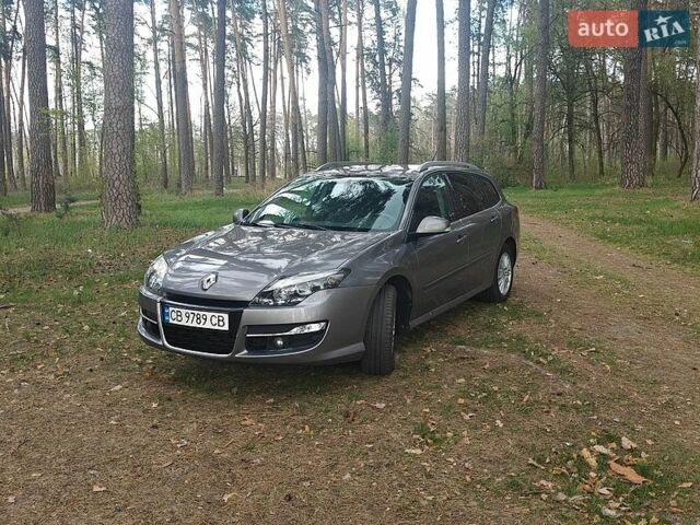 Серый Рено Лагуна, объемом двигателя 1.5 л и пробегом 242 тыс. км за 7400 $, фото 1 на Automoto.ua