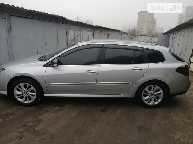 Серый Рено Лагуна, объемом двигателя 1.5 л и пробегом 348 тыс. км за 9300 $, фото 1 на Automoto.ua