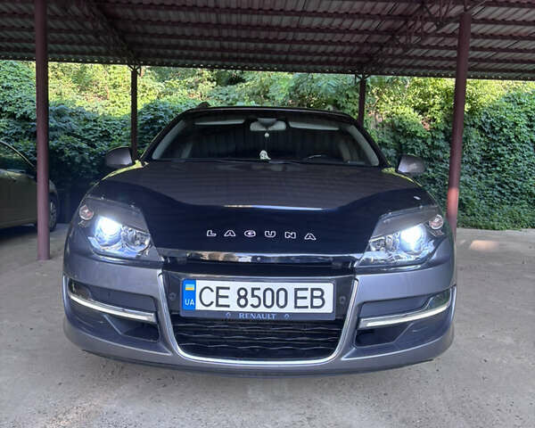 Серый Рено Лагуна, объемом двигателя 1.5 л и пробегом 217 тыс. км за 9200 $, фото 1 на Automoto.ua