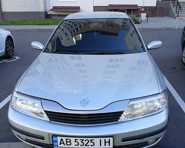 Серый Рено Лагуна, объемом двигателя 1.6 л и пробегом 170 тыс. км за 3000 $, фото 1 на Automoto.ua