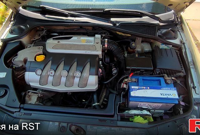 Сірий Рено Лагуна, об'ємом двигуна 2 л та пробігом 195 тис. км за 4100 $, фото 1 на Automoto.ua