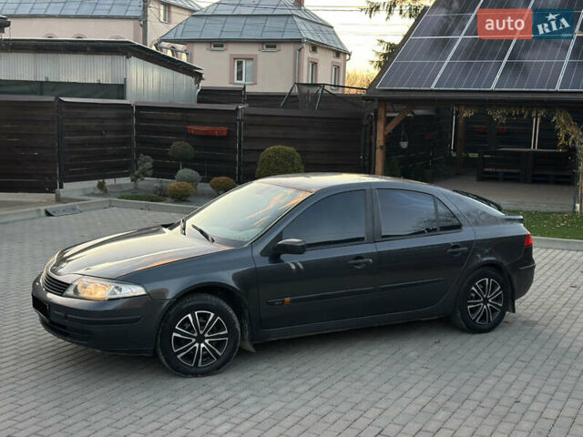 Сірий Рено Лагуна, об'ємом двигуна 1.6 л та пробігом 245 тис. км за 2699 $, фото 1 на Automoto.ua