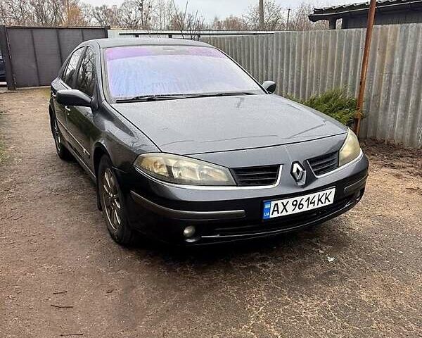 Серый Рено Лагуна, объемом двигателя 2 л и пробегом 198 тыс. км за 5300 $, фото 1 на Automoto.ua