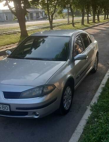 Серый Рено Лагуна, объемом двигателя 1.6 л и пробегом 384 тыс. км за 4700 $, фото 1 на Automoto.ua