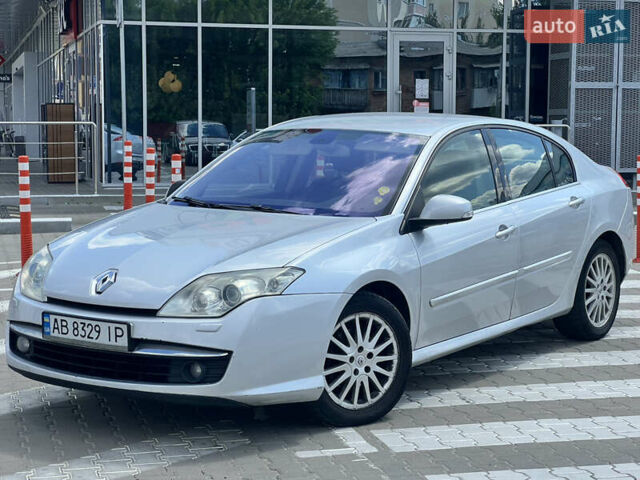 Серый Рено Лагуна, объемом двигателя 2 л и пробегом 315 тыс. км за 4600 $, фото 1 на Automoto.ua