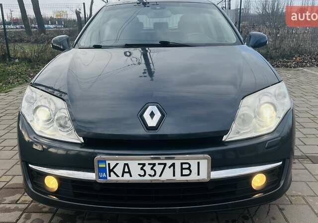 Серый Рено Лагуна, объемом двигателя 2 л и пробегом 271 тыс. км за 5700 $, фото 1 на Automoto.ua