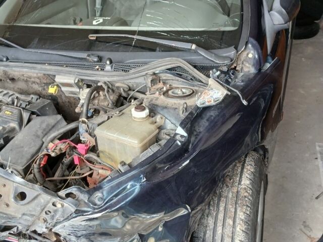 Синій Рено Лагуна, об'ємом двигуна 0 л та пробігом 189 тис. км за 901 $, фото 1 на Automoto.ua