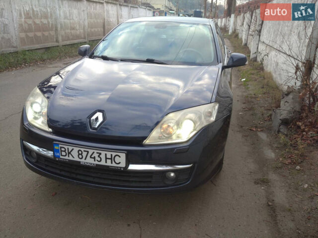 Синий Рено Лагуна, объемом двигателя 1.5 л и пробегом 315 тыс. км за 5000 $, фото 1 на Automoto.ua