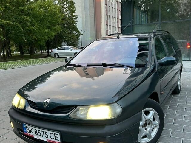 Синій Рено Лагуна, об'ємом двигуна 2 л та пробігом 300 тис. км за 1850 $, фото 1 на Automoto.ua