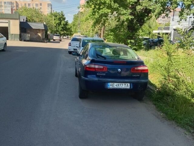 Синий Рено Лагуна, объемом двигателя 1.8 л и пробегом 200 тыс. км за 1801 $, фото 1 на Automoto.ua