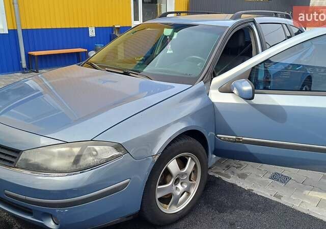 Синий Рено Лагуна, объемом двигателя 2 л и пробегом 322 тыс. км за 3900 $, фото 1 на Automoto.ua