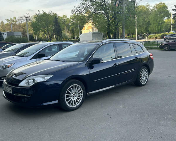 Синий Рено Лагуна, объемом двигателя 2 л и пробегом 252 тыс. км за 8000 $, фото 1 на Automoto.ua