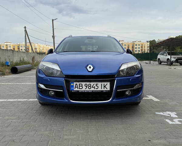 Синий Рено Лагуна, объемом двигателя 2 л и пробегом 197 тыс. км за 10800 $, фото 1 на Automoto.ua