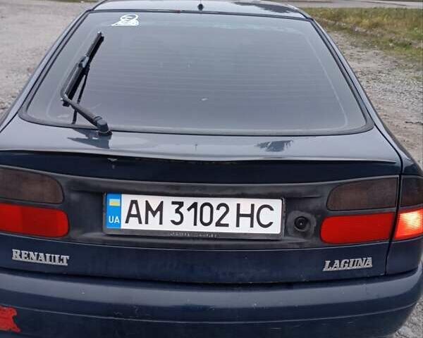 Синий Рено Лагуна, объемом двигателя 1.8 л и пробегом 270 тыс. км за 1900 $, фото 1 на Automoto.ua