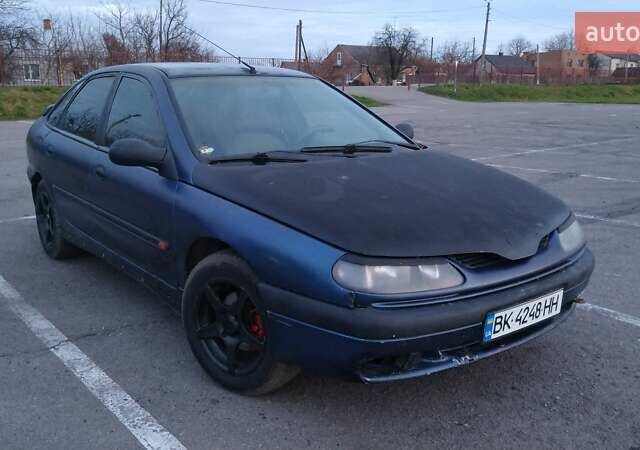 Синій Рено Лагуна, об'ємом двигуна 1.8 л та пробігом 320 тис. км за 1750 $, фото 1 на Automoto.ua