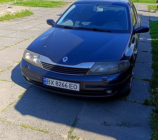Синий Рено Лагуна, объемом двигателя 1.6 л и пробегом 316 тыс. км за 3000 $, фото 1 на Automoto.ua