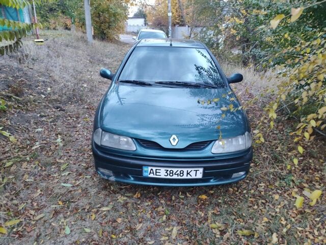 Рено Лагуна 1995 в Днепре (Днепропетровске) на Automoto.ua Зеленый Рено Лагуна, объемом двигателя 1.8 л и пробегом 353 тыс. км за 1000 $, фото 1 на Automoto.ua