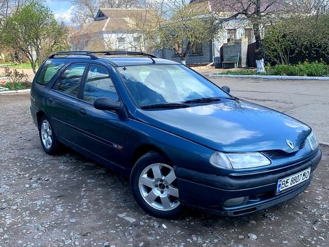 Зелений Рено Лагуна, об'ємом двигуна 2.2 л та пробігом 0 тис. км за 2700 $, фото 1 на Automoto.ua