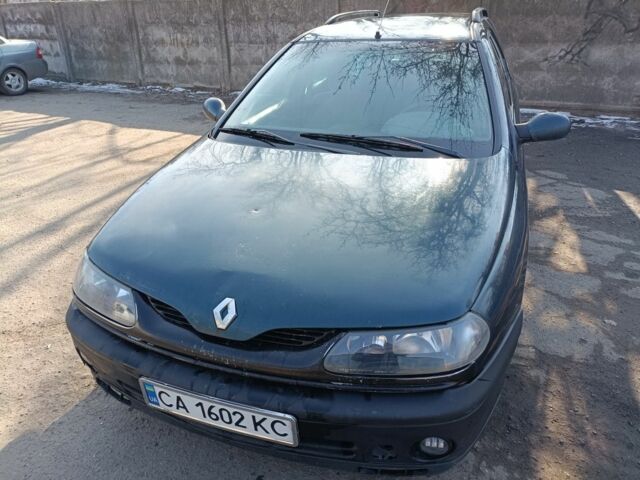 Зеленый Рено Лагуна, объемом двигателя 1.6 л и пробегом 372 тыс. км за 1000 $, фото 1 на Automoto.ua
