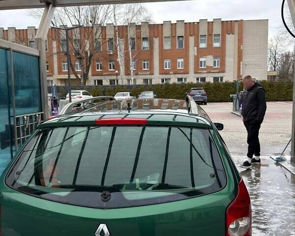 Зеленый Рено Лагуна, объемом двигателя 1.8 л и пробегом 337 тыс. км за 3000 $, фото 1 на Automoto.ua
