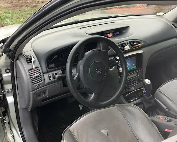 Зеленый Рено Лагуна, объемом двигателя 2 л и пробегом 400 тыс. км за 2500 $, фото 1 на Automoto.ua