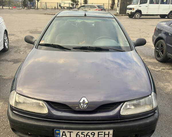 Зеленый Рено Лагуна, объемом двигателя 1.79 л и пробегом 400 тыс. км за 1200 $, фото 1 на Automoto.ua