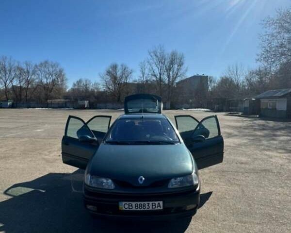 Зеленый Рено Лагуна, объемом двигателя 1.78 л и пробегом 220 тыс. км за 2850 $, фото 1 на Automoto.ua