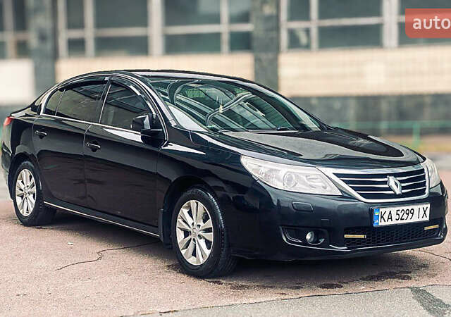 Черный Рено Латитьюд, объемом двигателя 2 л и пробегом 263 тыс. км за 7300 $, фото 1 на Automoto.ua