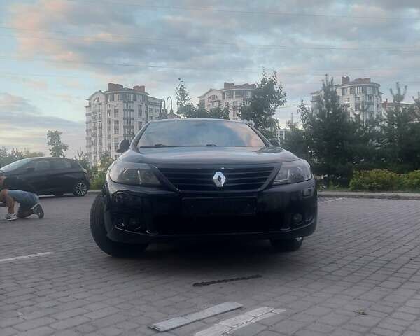 Черный Рено Латитьюд, объемом двигателя 2 л и пробегом 300 тыс. км за 6700 $, фото 1 на Automoto.ua