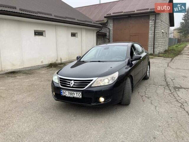 Черный Рено Латитьюд, объемом двигателя 2.5 л и пробегом 306 тыс. км за 6300 $, фото 1 на Automoto.ua