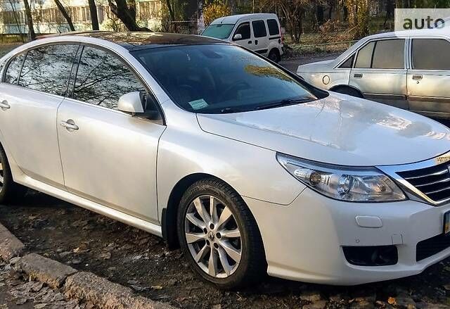 Рено Латітьюд, об'ємом двигуна 2.5 л та пробігом 90 тис. км за 12000 $, фото 1 на Automoto.ua