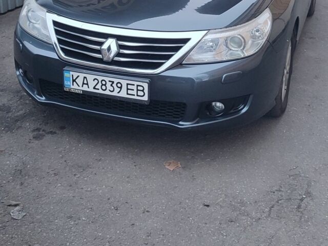 Серый Рено Латитьюд, объемом двигателя 2 л и пробегом 179 тыс. км за 7000 $, фото 1 на Automoto.ua