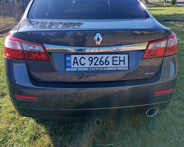 Сірий Рено Латітьюд, об'ємом двигуна 2 л та пробігом 249 тис. км за 7700 $, фото 1 на Automoto.ua