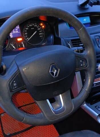 Синій Рено Латітьюд, об'ємом двигуна 2 л та пробігом 228 тис. км за 5000 $, фото 1 на Automoto.ua