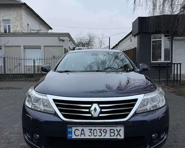 Синий Рено Латитьюд, объемом двигателя 2 л и пробегом 161 тыс. км за 8000 $, фото 1 на Automoto.ua
