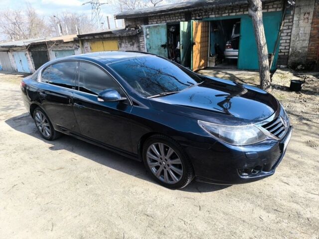 Синий Рено Латитьюд, объемом двигателя 2 л и пробегом 178 тыс. км за 8800 $, фото 1 на Automoto.ua