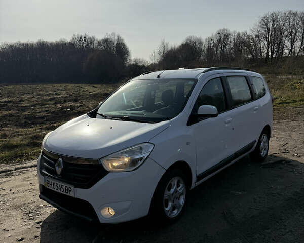 Белый Рено Лоджи, объемом двигателя 1.46 л и пробегом 220 тыс. км за 7200 $, фото 1 на Automoto.ua