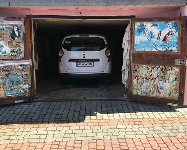 Белый Рено Лоджи, объемом двигателя 1.46 л и пробегом 123 тыс. км за 10000 $, фото 1 на Automoto.ua