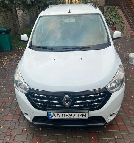 Белый Рено Лоджи, объемом двигателя 1.46 л и пробегом 225 тыс. км за 10600 $, фото 1 на Automoto.ua