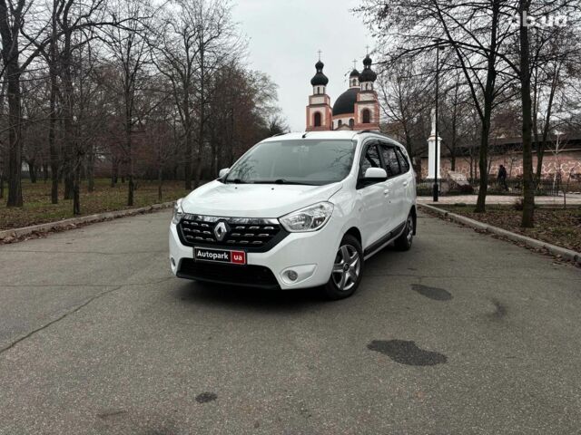 Белый Рено Лоджи, объемом двигателя 1.5 л и пробегом 178 тыс. км за 11490 $, фото 1 на Automoto.ua