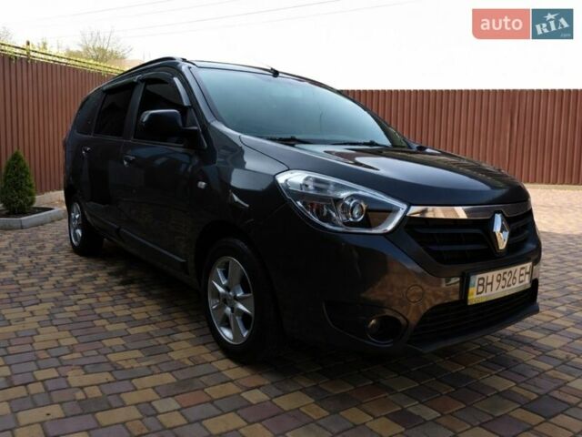 Серый Рено Лоджи, объемом двигателя 1.5 л и пробегом 126 тыс. км за 10000 $, фото 1 на Automoto.ua