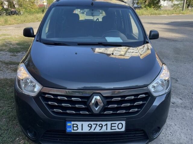 Серый Рено Лоджи, объемом двигателя 1.5 л и пробегом 223 тыс. км за 9300 $, фото 1 на Automoto.ua