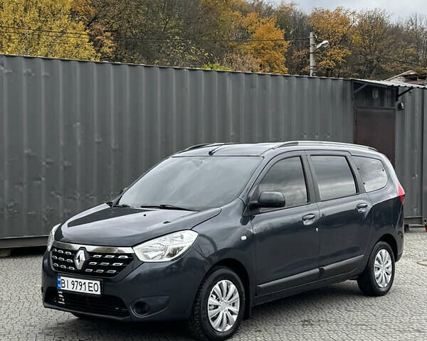 Серый Рено Лоджи, объемом двигателя 1.46 л и пробегом 228 тыс. км за 10500 $, фото 1 на Automoto.ua