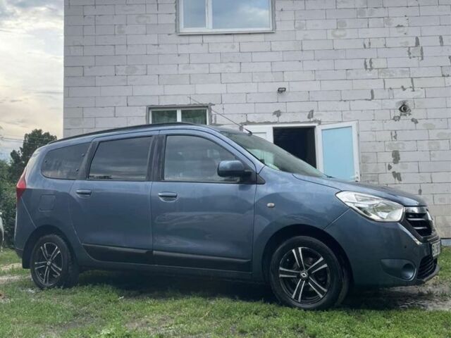 Синий Рено Лоджи, объемом двигателя 0 л и пробегом 315 тыс. км за 5924 $, фото 1 на Automoto.ua