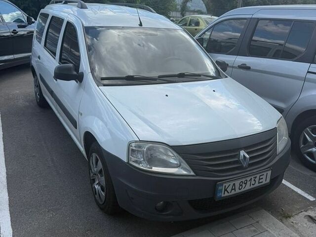 Белый Рено Логан МСВ, объемом двигателя 1.6 л и пробегом 333 тыс. км за 4800 $, фото 1 на Automoto.ua
