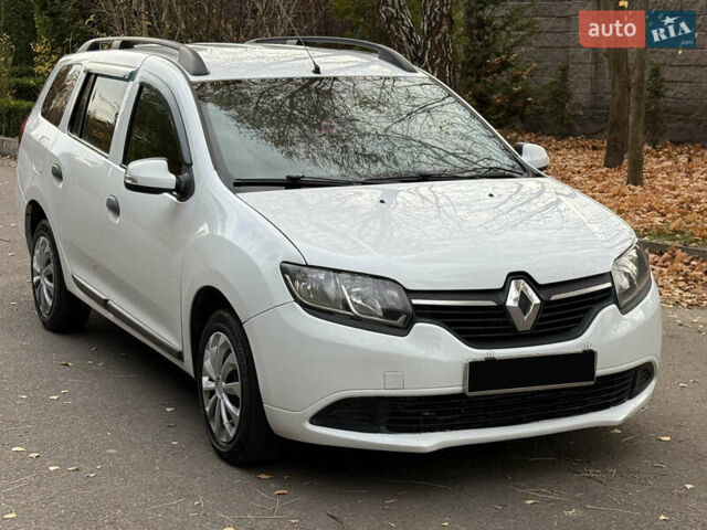 Белый Рено Логан МСВ, объемом двигателя 1.5 л и пробегом 223 тыс. км за 6850 $, фото 1 на Automoto.ua