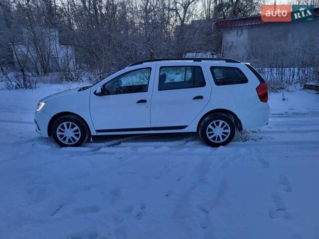 Білий Рено Логан МСВ, об'ємом двигуна 1.5 л та пробігом 104 тис. км за 8600 $, фото 1 на Automoto.ua