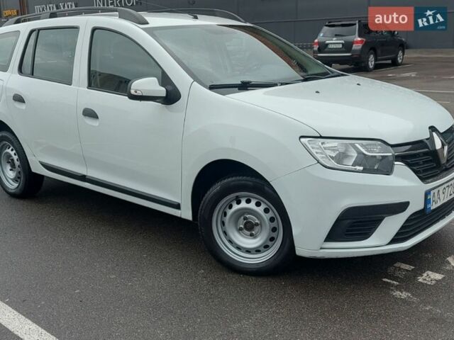 Белый Рено Логан МСВ, объемом двигателя 1.5 л и пробегом 260 тыс. км за 8000 $, фото 1 на Automoto.ua