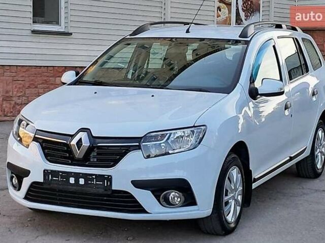 Білий Рено Логан МСВ, об'ємом двигуна 1.5 л та пробігом 68 тис. км за 10200 $, фото 1 на Automoto.ua