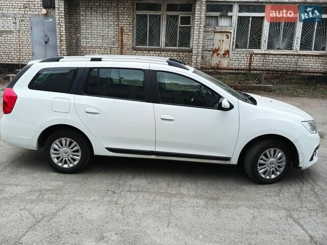 Белый Рено Логан МСВ, объемом двигателя 1.46 л и пробегом 206 тыс. км за 8400 $, фото 1 на Automoto.ua